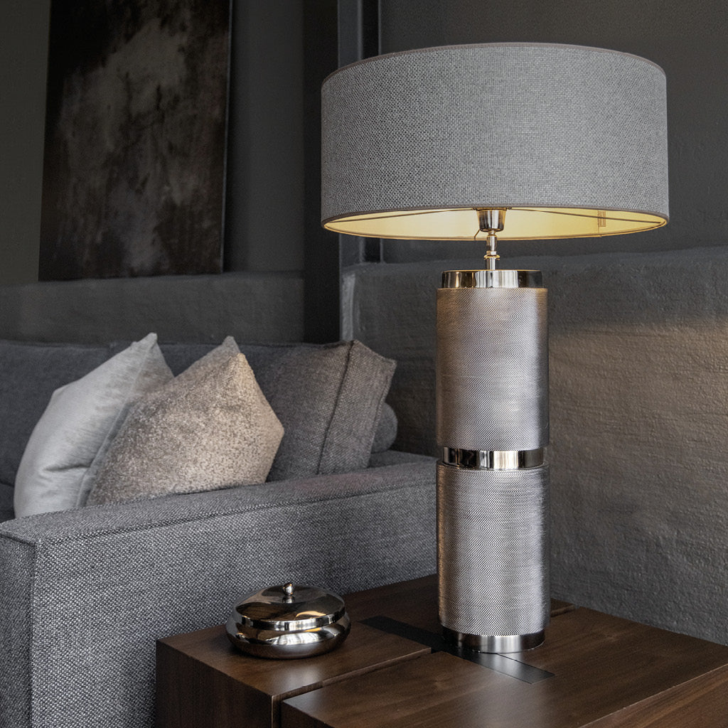 ARMANDO TUBE bordlampe/ LAMPEKSJERMEN SELGES SEPARAT