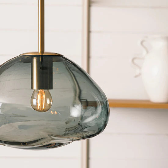 CRYSTAL STONE PENDELLAMPE LYS RØKGRÅ