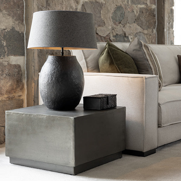 FIORA BORDLAMPE/ LAMPEKSJERMEN SELGES SEPARAT