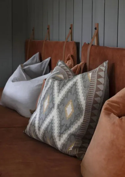 Rebell Leone putetrekk