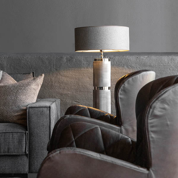 ARMANDO TUBE bordlampe/ LAMPEKSJERMEN SELGES SEPARAT